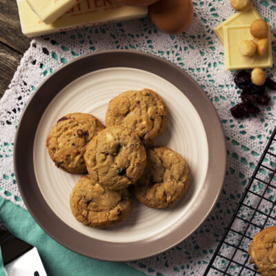 White Chocolate-Macadamia Cookies with Dried Cherries <br>Delivery May 12-16
