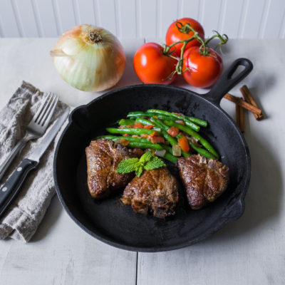 Lamb Chops with Lebanese-Style Green Beans<br>Delivery August 11-15