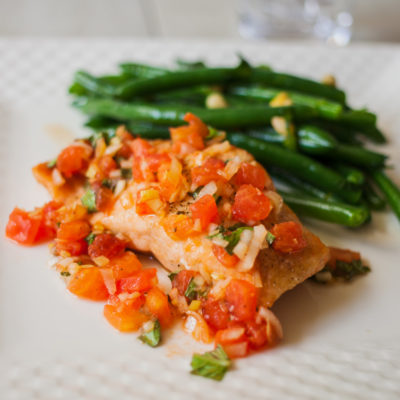 Salmon with Tomatoes and Leeks with Green Beans with Lemon and Pine Nuts <br>Delivery September 1-5