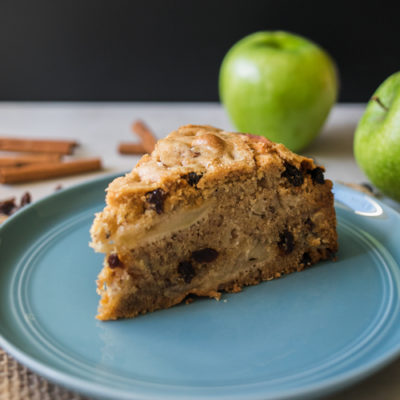 Apple Cake<br>Delivery December 23-27